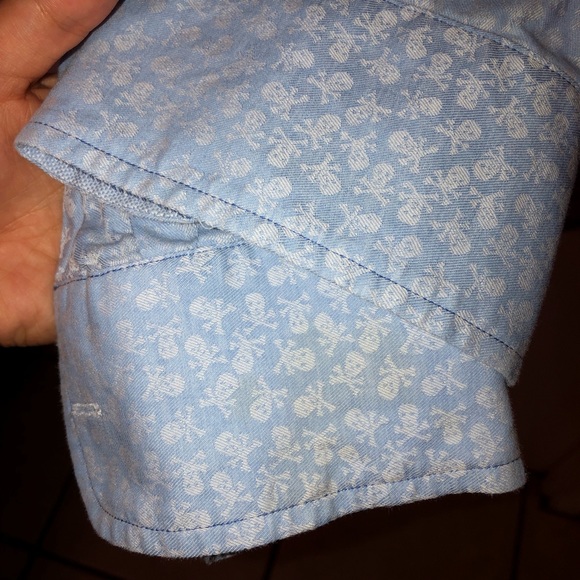 Robert Graham Shirt L Blue Skull Print Button down - Picture 6 of 8